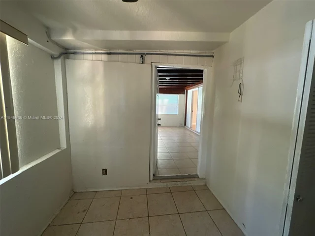 19431 NE 1st Ct, Miami FL 33179