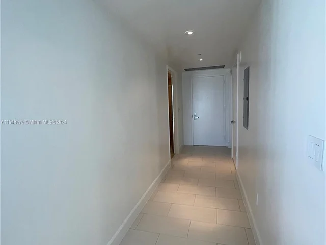 495 Brickell Ave # 5102, Miami FL 33131