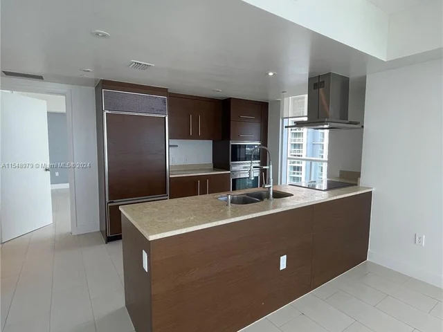 495 Brickell Ave # 5102, Miami FL 33131