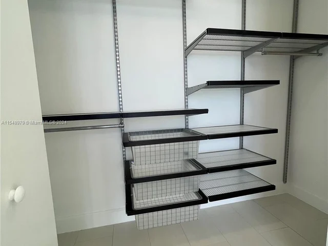 495 Brickell Ave # 5102, Miami FL 33131