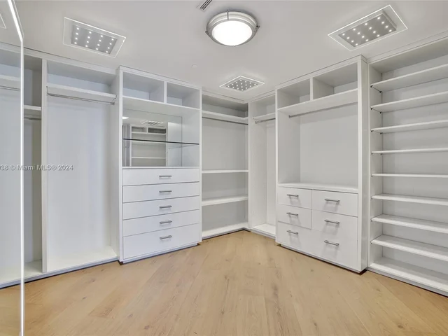 360 Ocean Dr # 601S, Key Biscayne FL 33149