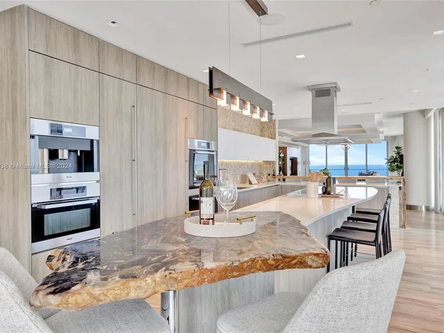 360 Ocean Dr # 601S, Key Biscayne FL 33149