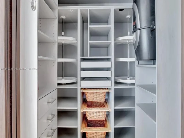 360 Ocean Dr # 601S, Key Biscayne FL 33149