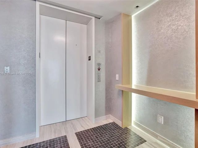 360 Ocean Dr # 601S, Key Biscayne FL 33149