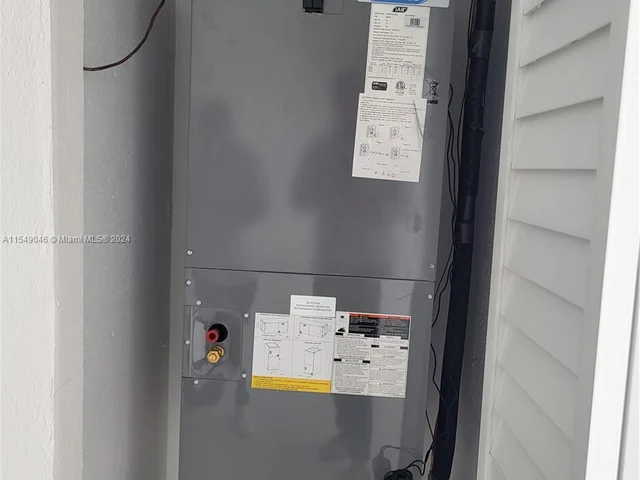 9900 SW 45th St, Miami FL 33165