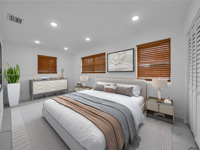 9900 SW 45th St, Miami FL 33165