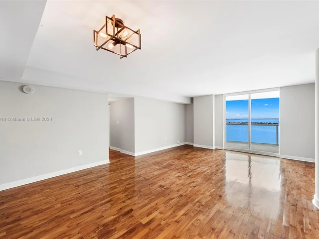 2101 Brickell Ave # 906, Miami FL 33129