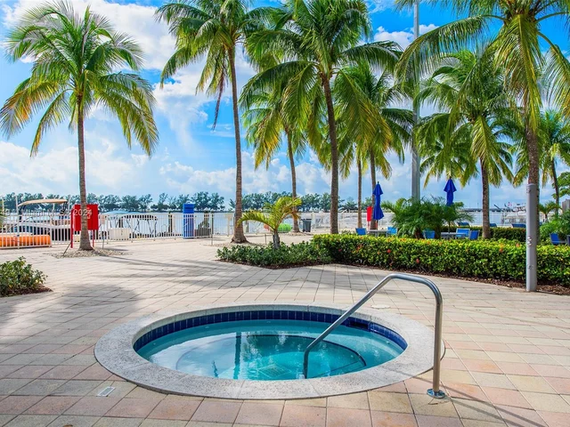 2101 Brickell Ave # 906, Miami FL 33129