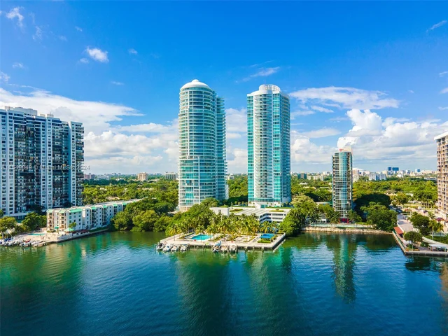 2101 Brickell Ave # 906, Miami FL 33129