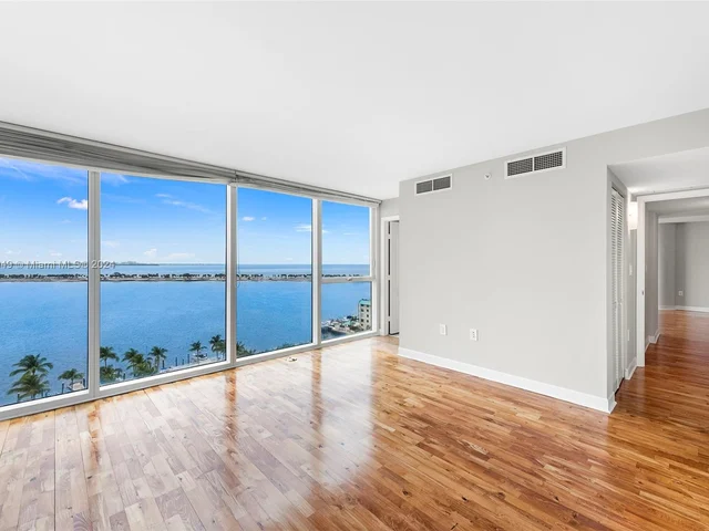 2101 Brickell Ave # 906, Miami FL 33129