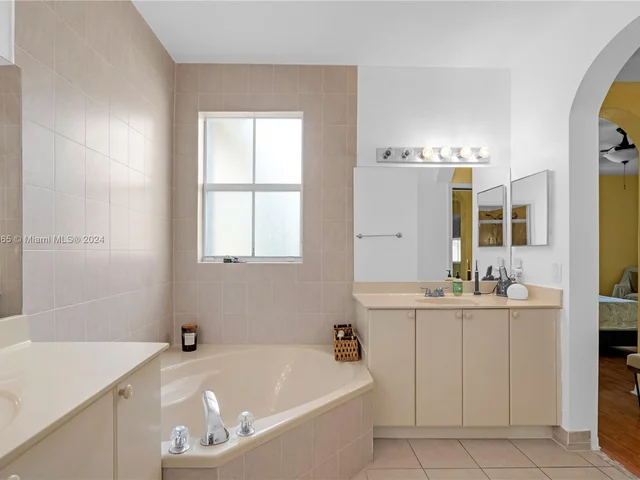 13727 SW 116th Ln # 0, Miami FL 33186