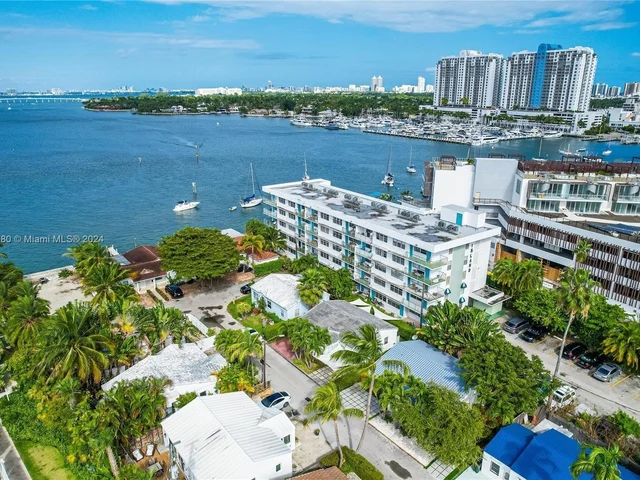 12 Farrey ln, Miami Beach FL 33139