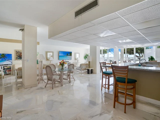 1057 Hillsboro Mile # 214, Hillsboro Beach FL 33062