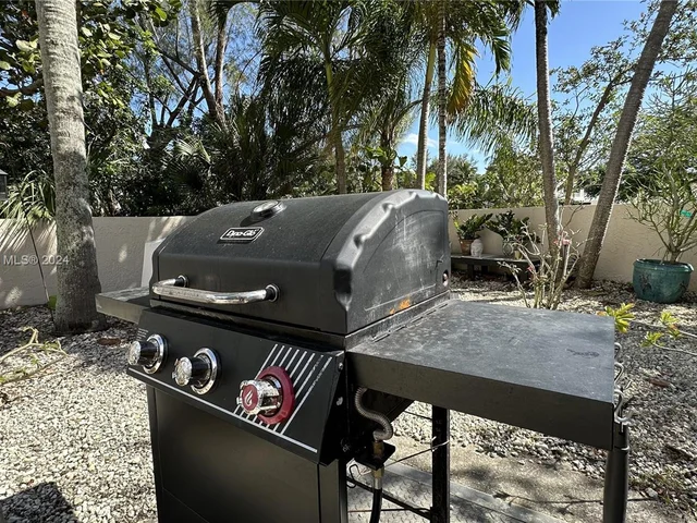 5201 Orduna Drive # 7, Coral Gables FL 33146