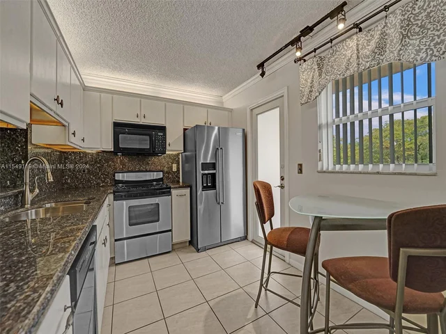 1024 SE 3rd Ave # 305, Dania Beach FL 33004