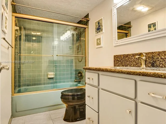 1024 SE 3rd Ave # 305, Dania Beach FL 33004