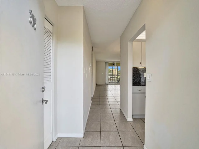 1024 SE 3rd Ave # 305, Dania Beach FL 33004