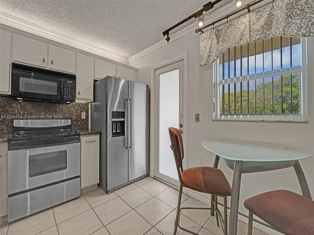 1024 SE 3rd Ave # 305, Dania Beach FL 33004