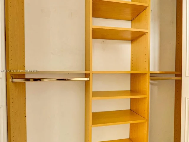 1024 SE 3rd Ave # 305, Dania Beach FL 33004