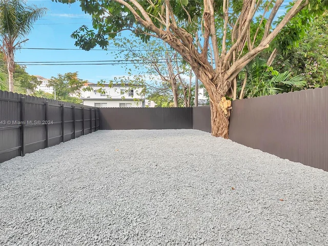 3783 SW 27th St # 0, Miami FL 33134