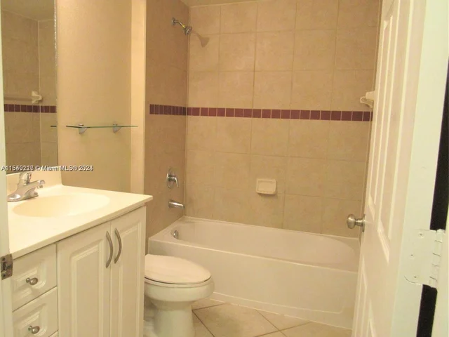 6505 Emerald Dunes Dr # 208, West Palm Beach FL 33411