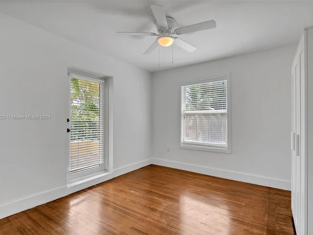 1667 SW 11th St, Miami FL 33135