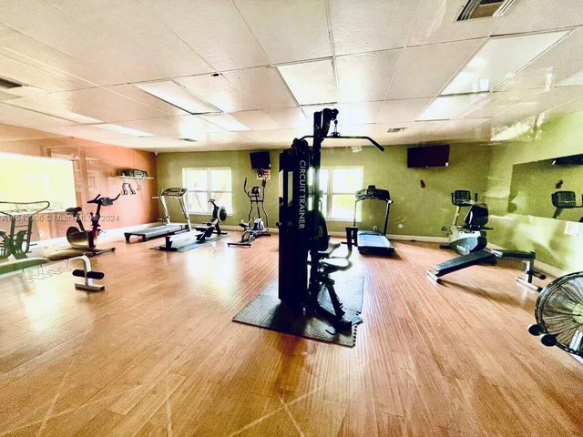 2960 E Crosley Dr E # D, West Palm Beach FL 33415