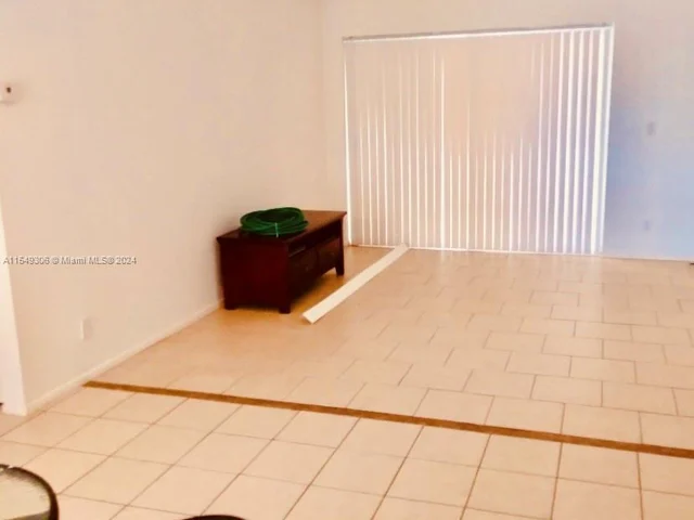 2960 E Crosley Dr E # D, West Palm Beach FL 33415