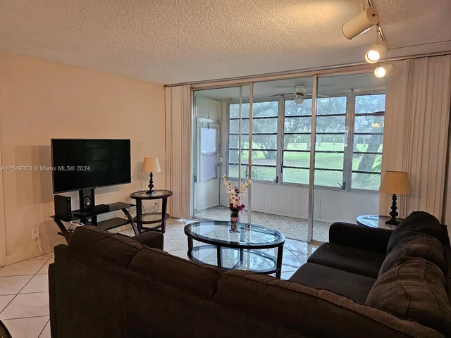 8380 Sands Point Blvd # J110, Tamarac FL 33321