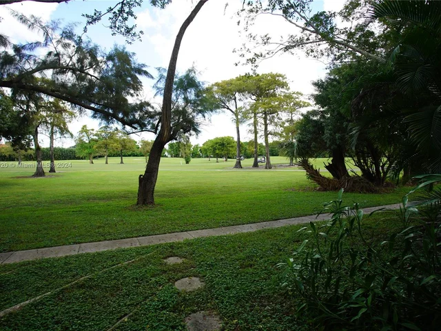 8380 Sands Point Blvd # J110, Tamarac FL 33321