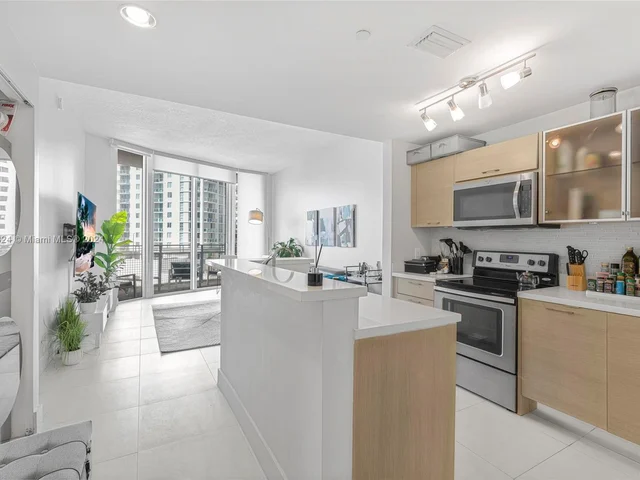 350 NE 24th St # 711, Miami FL 33137