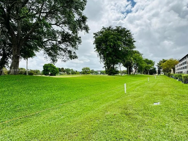 551 SW 135th Ave # 206B, Pembroke Pines FL 33027