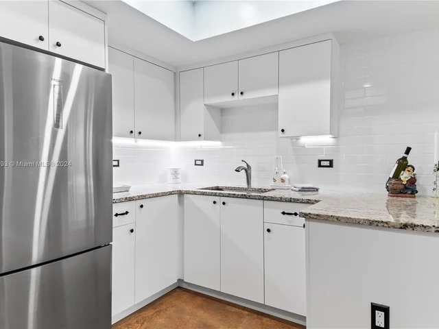 1201S S Ocean Dr # 120S, Hollywood FL 33019