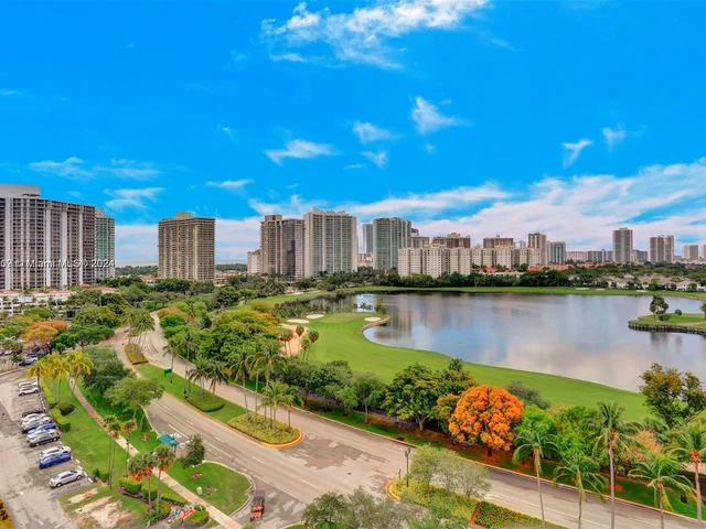 3625 N Country Club Dr # 1404, Aventura FL 33180