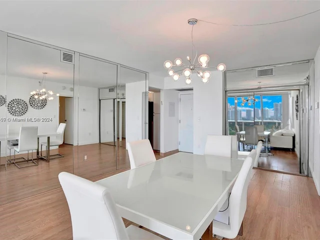 3625 N Country Club Dr # 1404, Aventura FL 33180