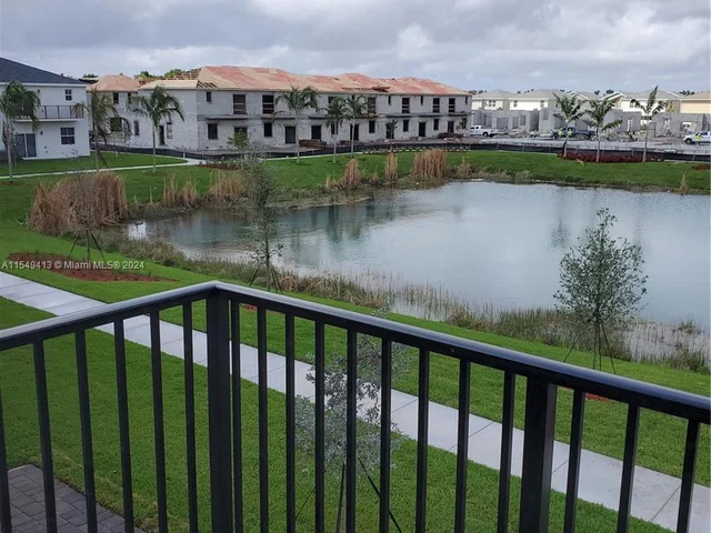 1754 SE 8th Ter # 1754, Homestead FL 33034