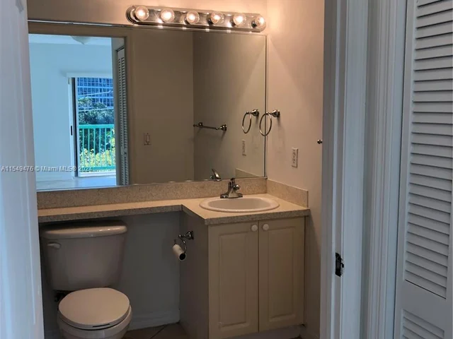 1918 Brickell Ave # 506, Miami FL 33129