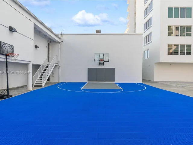 5401 Collins Ave # 1014, Miami Beach FL 33140