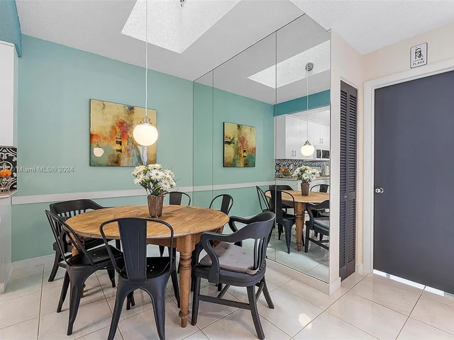 1301 N Riverside Dr # 18, Pompano Beach FL 33062