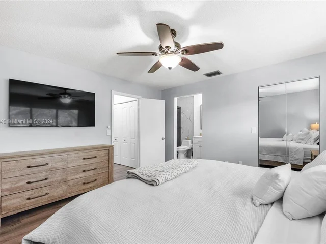 12451 NW 3rd St # B3, Plantation FL 33325