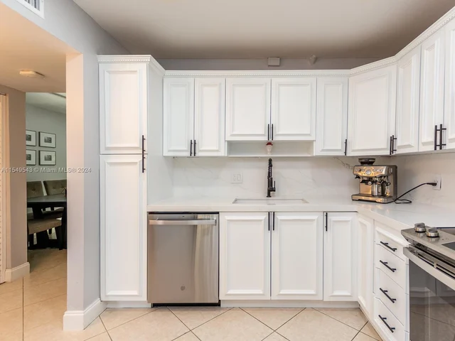 12451 NW 3rd St # B3, Plantation FL 33325