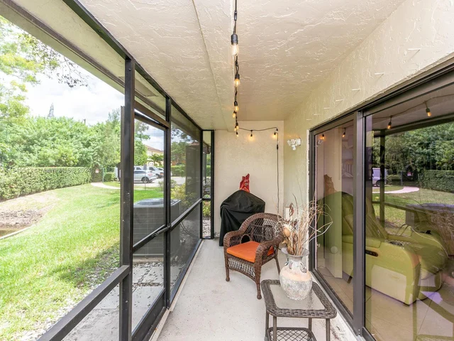 12451 NW 3rd St # B3, Plantation FL 33325