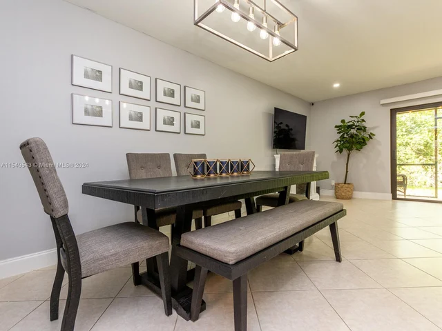 12451 NW 3rd St # B3, Plantation FL 33325