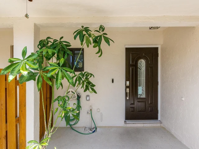 12451 NW 3rd St # B3, Plantation FL 33325