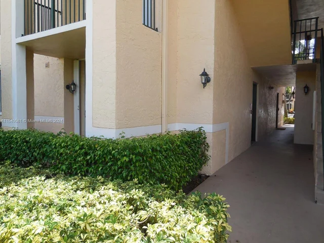 1743 Village Blvd # 106, West Palm Beach FL 33409