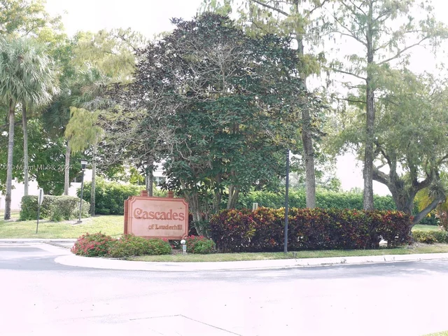 7770 NW 50th St # 108, Lauderhill FL 33351