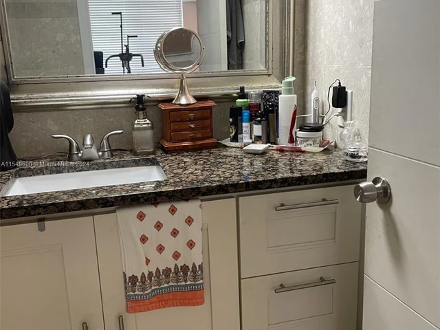 7770 NW 50th St # 108, Lauderhill FL 33351