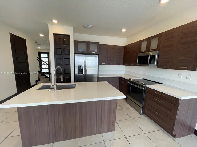 15955 NW 91st Ct # 15955, Miami Lakes FL 33018