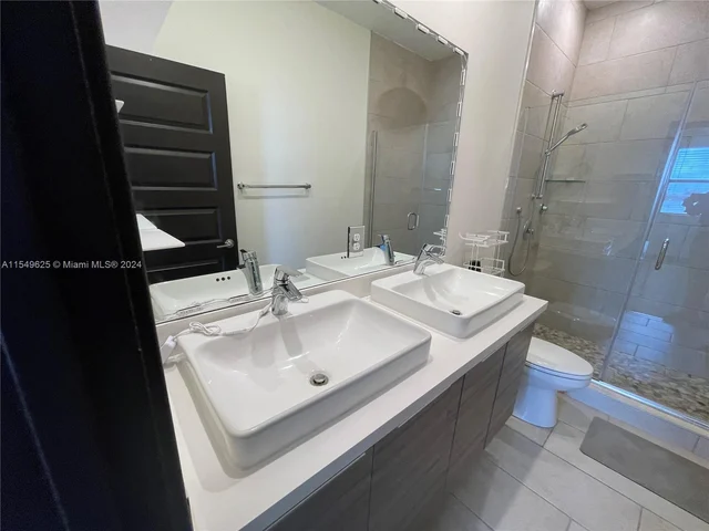 15955 NW 91st Ct # 15955, Miami Lakes FL 33018