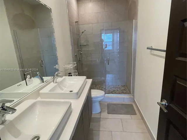 15955 NW 91st Ct # 15955, Miami Lakes FL 33018